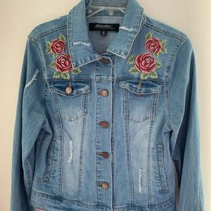 Jean jacket with roses